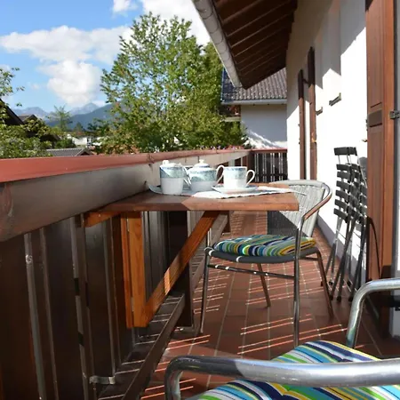 Bergidyll Apartman *